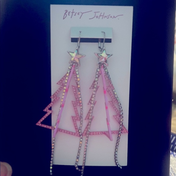 Betsey Johnson Pink Metallic 3D Christmas Tree Dangle Earrings - Picture 1 of 5